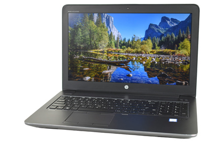 HP ZBook 15 G3 15.6" E3-1505M v5 32 GB 1TB FHD  Klawiatura standaryzowana Windows 10 Pro Klasa A