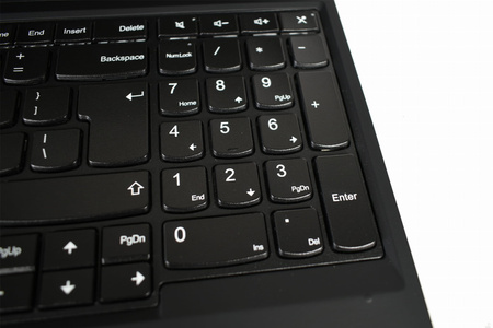 Lenovo ThinkPad P51 15.6" i7-7820HQ 32 GB 512 FHD  US QWERTY Windows 10 Pro Klasa A